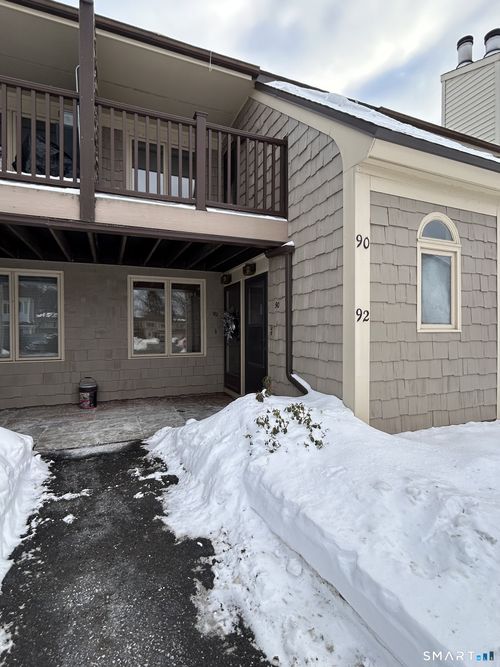 90-90 Little Oak Ln, Rocky Hill, CT, 06067-1838 | Card Image