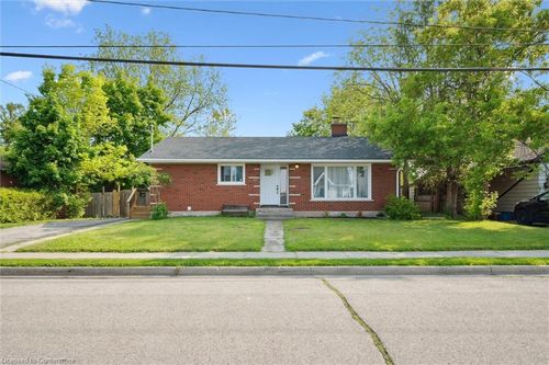27 Norfolk Ave, Cambridge, ON, N1R3T5 | Card Image