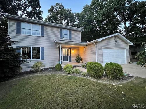 9 Karen Ann Cir, Sullivan, MO, 63080-1182 | Card Image