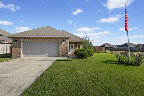 20461 Kensington Row, Hammond, LA, 70401-4108 | Card Image