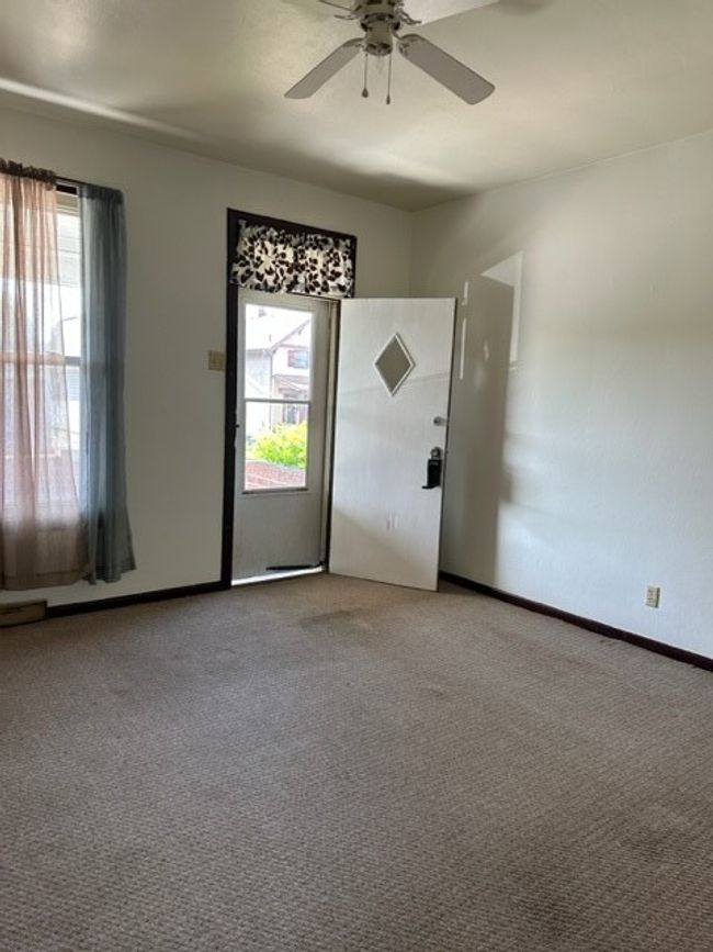 2010 Leishman Ave, Inactive in Arnold Zoocasa