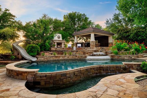 2416 University Club Dr, Austin, TX, 78732-2052 | Card Image
