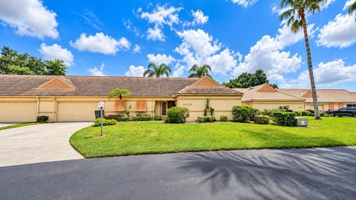 10-3520 57th Avenue Cir W, BRADENTON, FL, 34210-3553 | Card Image