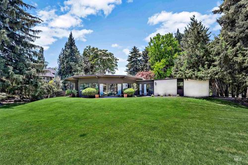 4704 W Hillcrest View Dr, Boise, ID, 83705-3649 | Card Image