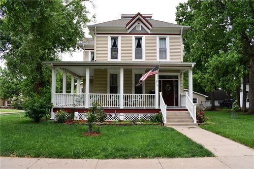 703 S Cedar St, Ottawa, KS, 66067-2907 | Card Image