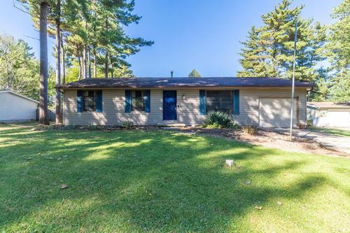 2603 E Pine Dr, Warsaw, IN, 46582-8925 | Card Image