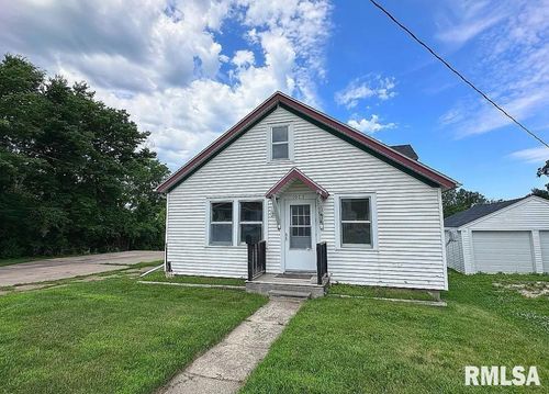 1023 19th St Se, Cedar Rapids, IA, 52403-3310 | Card Image
