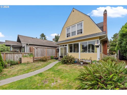 1475 Sherman Ave, North Bend, OR, 97459-3630 | Card Image