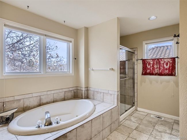 4304 S Hampton Cir, House other with 5 bedrooms, 4 bathrooms and 3 parking in Boulder CO | Image 13