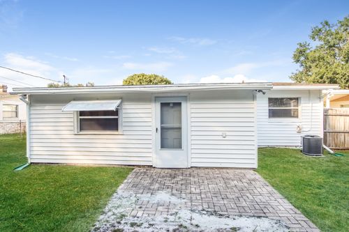 2365 Dordon Dr, MELBOURNE, FL, 32935-3206 | Card Image