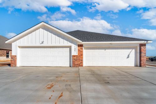 a-b-1407 17th Street, Shallowater, TX, 79363 | Card Image