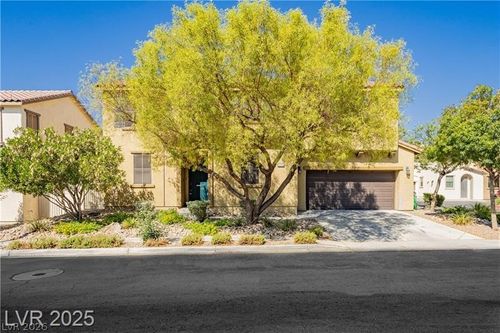 5253 Pendergrass St, North Las Vegas, NV, 89081-2452 | Card Image