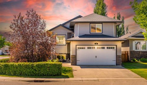 19 Dallaire Dr, Carstairs, AB, T0M0N0 | Card Image