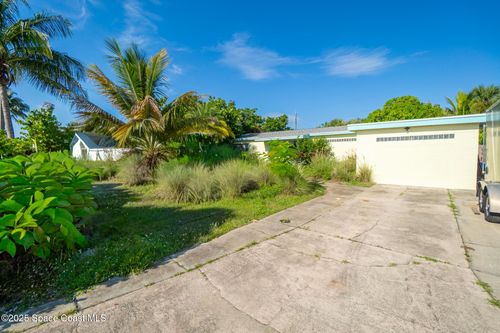 300 Pelican Dr, Satellite Beach, FL, 32937-2170 | Card Image