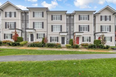 16 - 2070 Oak Meadows Dr, Townhouse with 4 bedrooms, 2 bathrooms and 2 parking in Surrey BC | Image 1