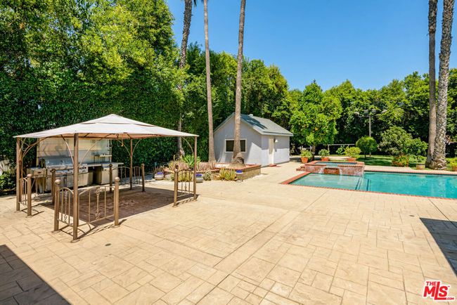 8760 White Oak Ave, House other with 4 bedrooms, 4 bathrooms and 8 parking in Sherwood Forest CA | Image 37