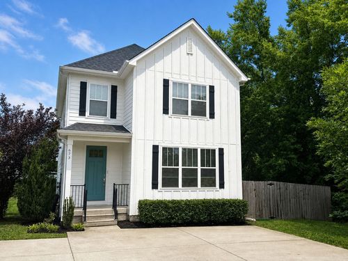 673 Park St, Nashville, TN, 37209-1259 | Card Image