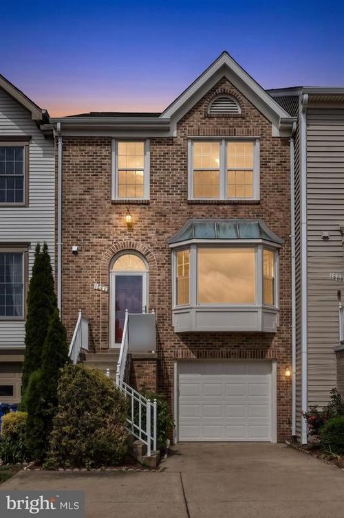 1207 Bond St, HERNDON, VA, 20170-3528 | Card Image