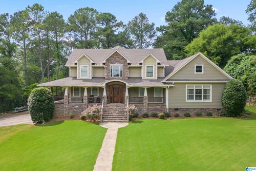 200 Mohawk Dr, TRUSSVILLE, AL, 35173-1109 | Card Image