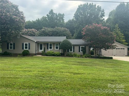 2225 Barger Rd, Salisbury, NC, 28146-5049 | Card Image