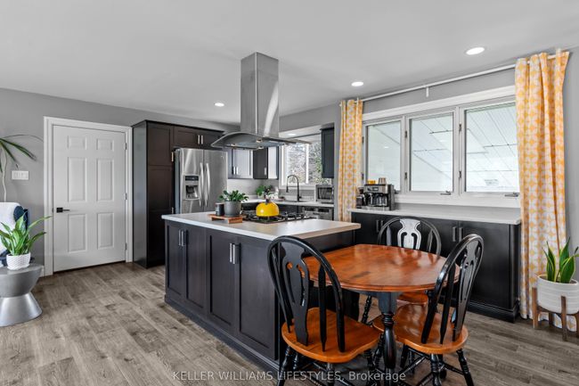 60 Main St S, House other with 3 bedrooms, 2 bathrooms and 4 parking in Forest ON | Image 10
