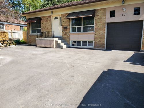 17 Maralim Rd, Richmond Hill, ON, L4C2K6 | Card Image