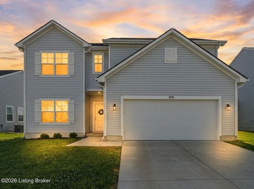 4226 Tingle Dr, Shelbyville, KY, 40065-7813 | Card Image