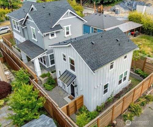 c-1415 29th Ave, Seattle, WA, 98122-3201 | Card Image