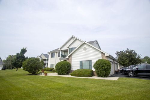 d-4-156 Pheasant Run, Johnson Creek, WI, 53038 | Card Image