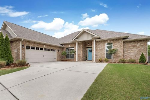 2236 Ells Rd Sw, Huntsville, AL, 35803-5402 | Card Image