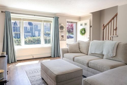 5 Boulder Way, Merrimack, NH, 03054 | Card Image