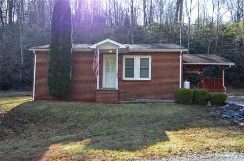 93 John Gilkey Rd, Marion, NC, 28752-5379 | Card Image