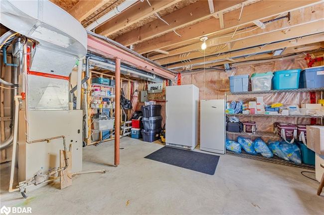 11 Maple Crt, House other with 3 bedrooms, 3 bathrooms and 8 parking in Coldwater ON | Image 38
