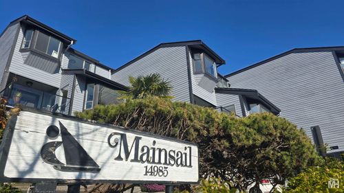 2-14985 Victoria Ave, White Rock, BC, V4B1G2 | Card Image