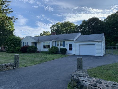 8 School St, Southborough, MA, 01772-1220 | Card Image