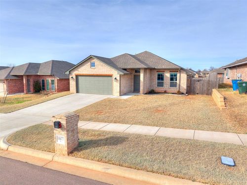 10477 Turtle Back Drive, Midwest City, OK, 73130 | Card Image
