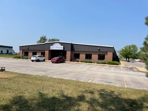 ste-a-1850 Boyson Rd, Hiawatha, IA, 52233-2348 | Card Image