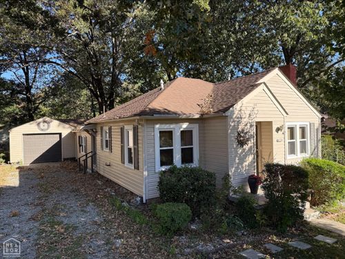 1308 Turner St, Jonesboro, AR, 72401-4292 | Card Image