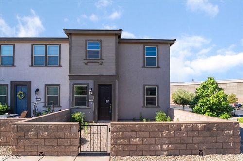 756 Sleeping City Ave, Henderson, NV, 89015-7534 | Card Image