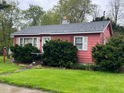 174 Grove St, Poultney, VT, 05764-1141 | Card Image