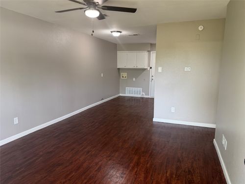 412 Conveyor Dr, Joshua, TX, 76058-2826 | Card Image