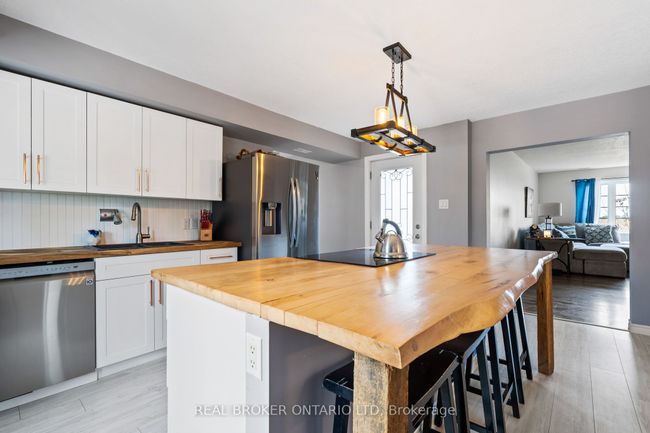 4196 Walkers Dr, House other with 3 bedrooms, 2 bathrooms and 6 parking in Glencoe ON | Image 10