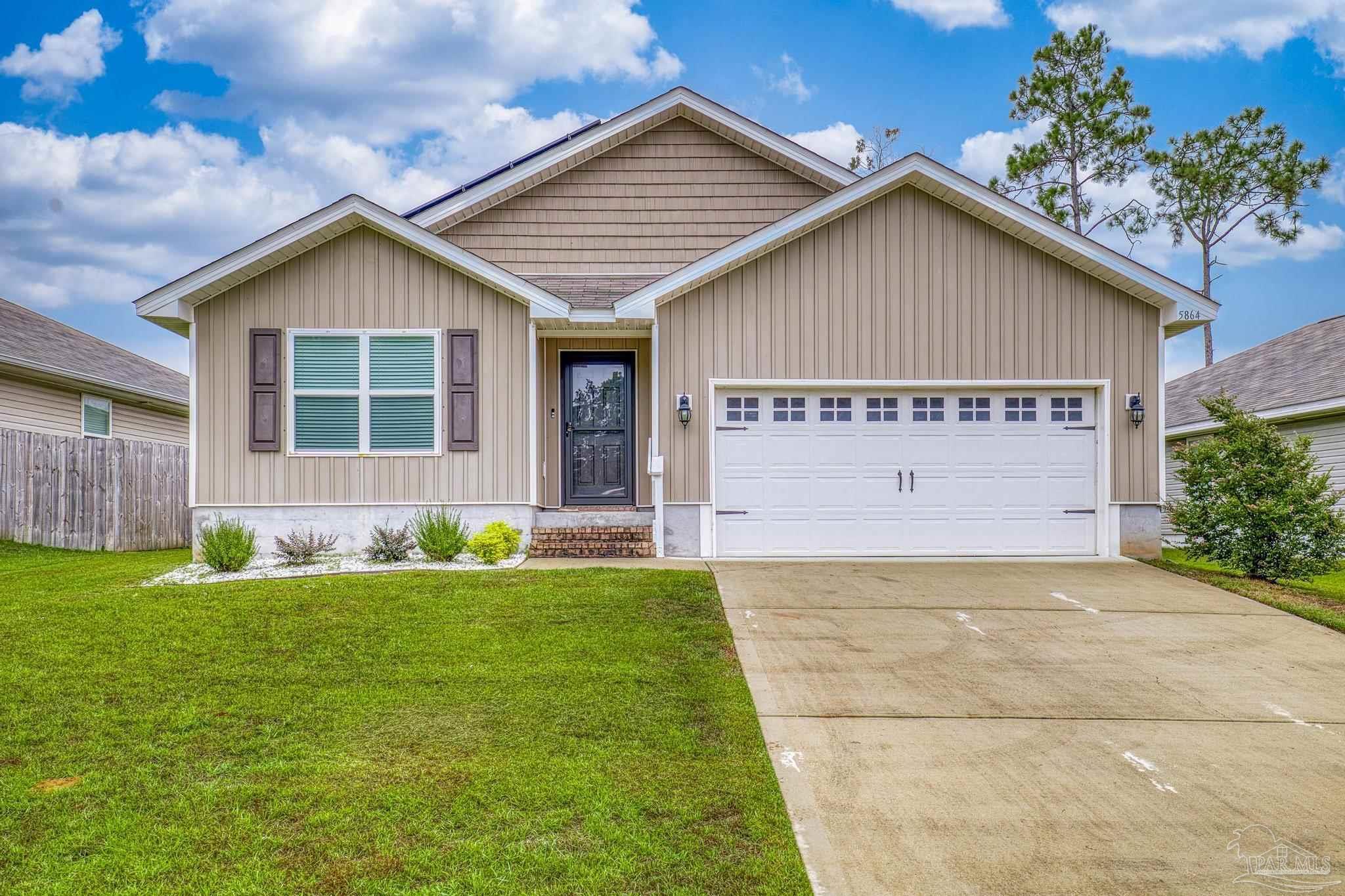 Paddock Way, Pensacola, FL 32526