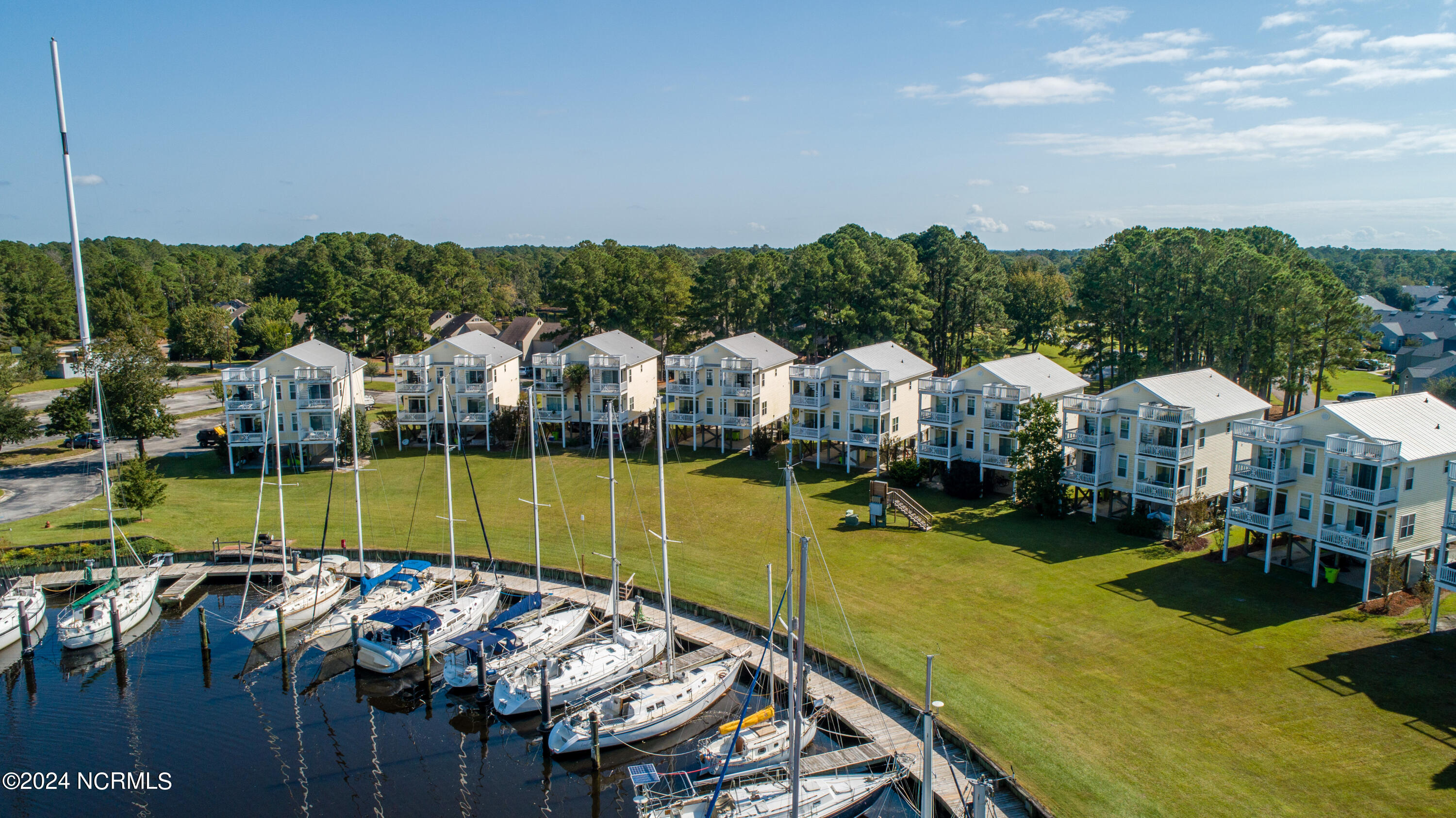 Marina Townes Dr, New Bern, NC 28560