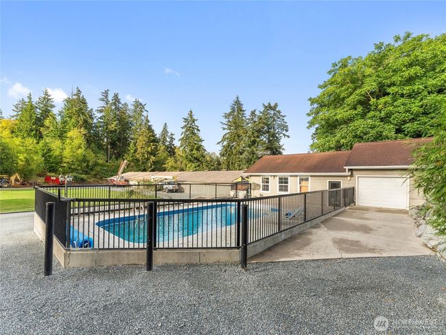 21608 186 Th Ave E, House other with 4 bedrooms, 3 bathrooms and 1 parking in Orting WA | Image 32