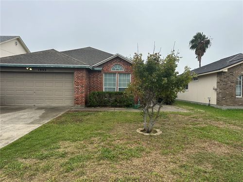 1993 Westwood Dr, Portland, TX, 78374-3048 | Card Image