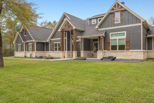 142 Bluebonnett Rd, Huntsville, TX, 77340-1054 | Card Image