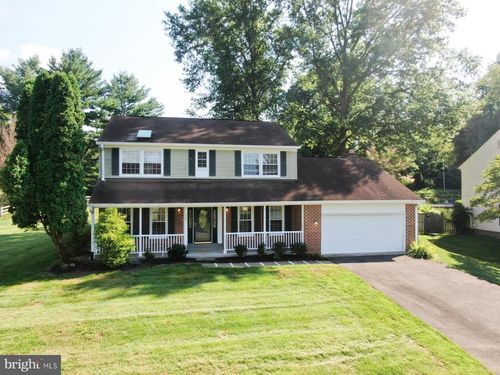 1345 Carpers Farm Way, VIENNA, VA, 22182-1349 | Card Image