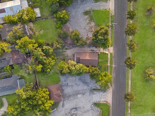 928 Hedges St, San Antonio, TX, 78203-2125 | Card Image