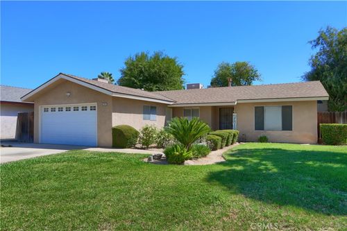 6220 N Ellendale Ave, Fresno, CA, 93722-3302 | Card Image